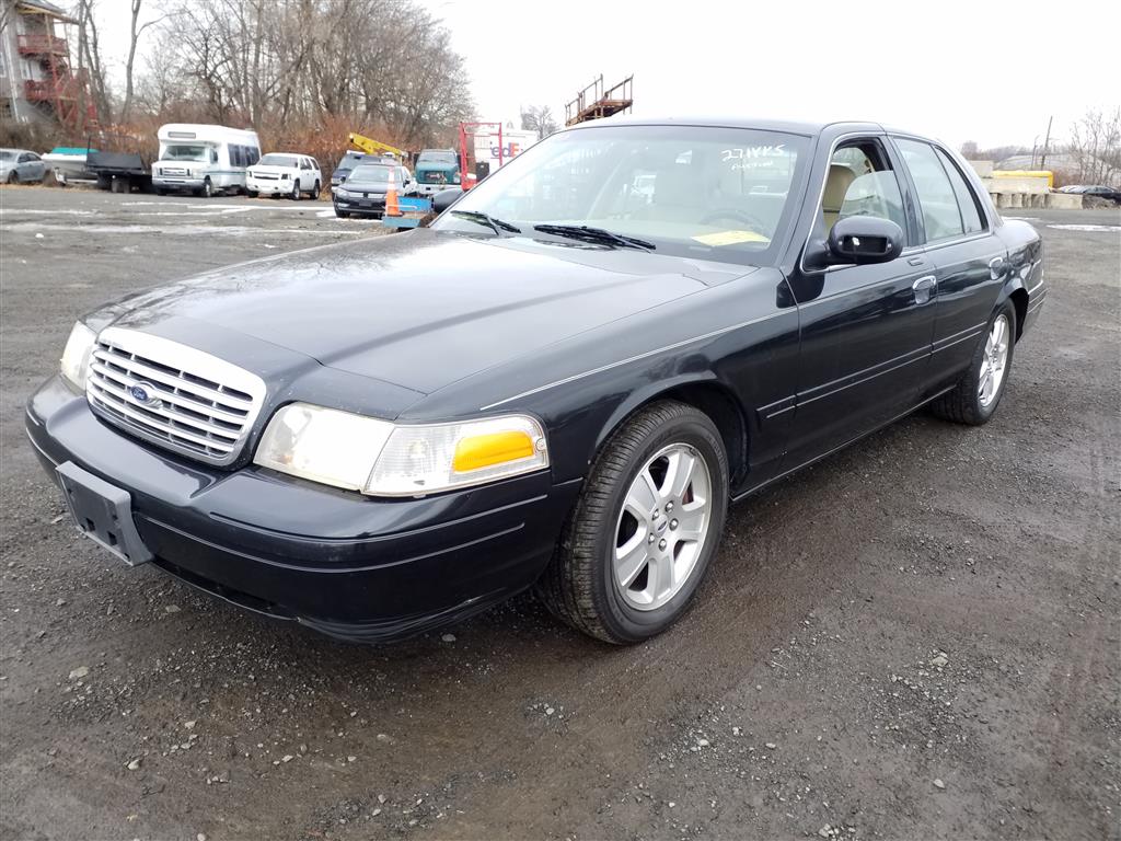 2008 Ford Crown Victoria LX (Hartford, CT 06114)