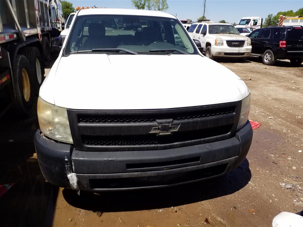 2010 Chevrolet Silverado (Staten Island, NY 10309)