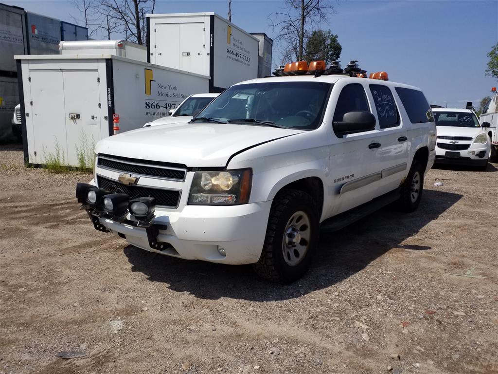 2010 Chevrolet Suburban (Staten Island, NY 10309)
