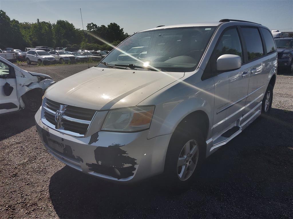 2010 Dodge Grand Caravan  (Hartford, CT 06114)