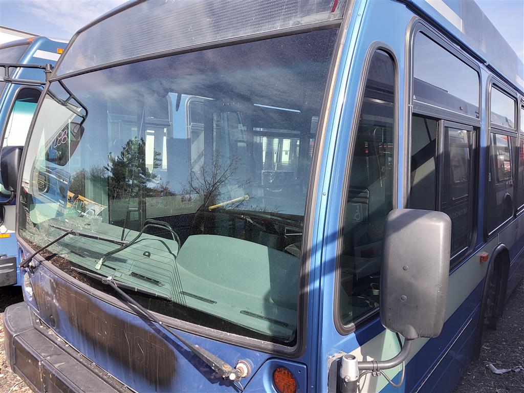 2010 NOVA Bus LFS Articulated (Hartford, CT 06114)