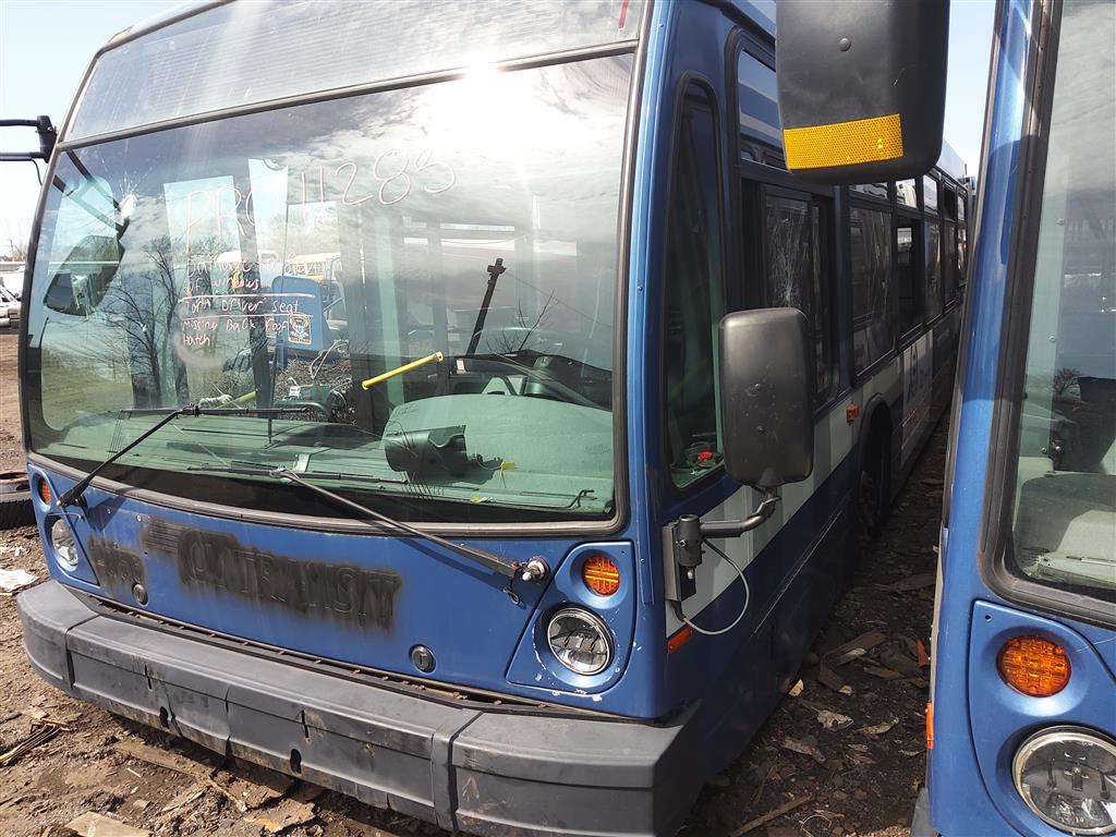 2010 Nova Bus LFS Articulated (Hartford, CT 06114)