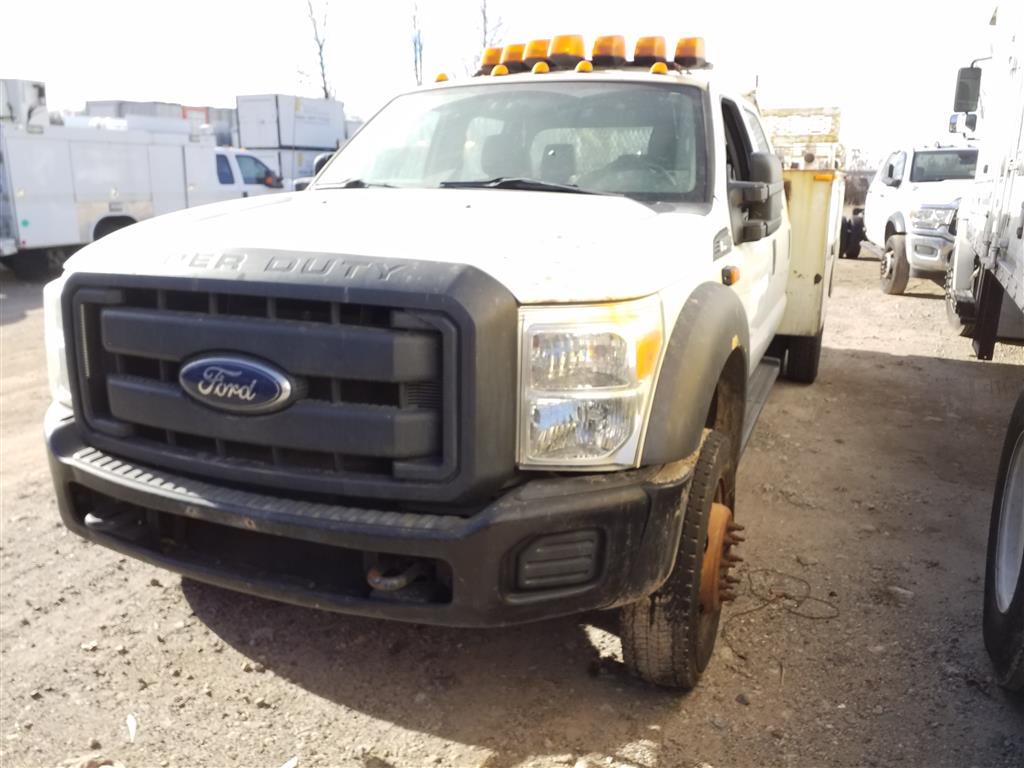 2012 Ford F450 (Staten Island, NY 10309)