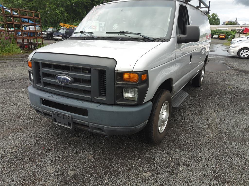 2013 Ford Econoline (Hartford, CT 06114)