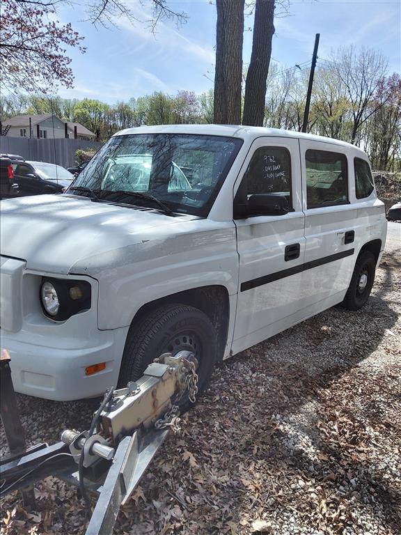 2014 AM GENERAL MV-1 (Staten Island, NY 10309)