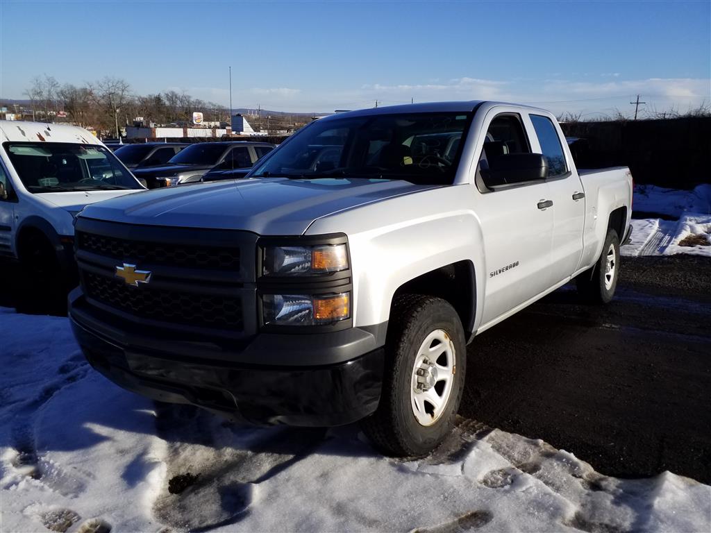 2015 Chevrolet Silverado (Hartford, CT 06114)