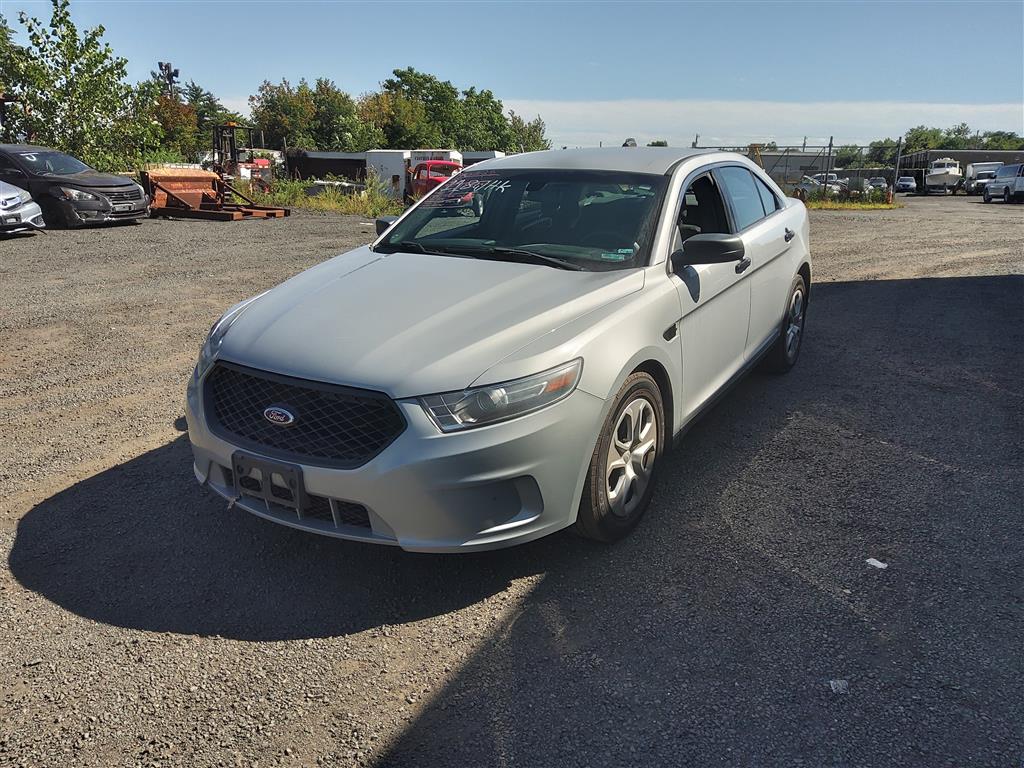 2015 Ford Taurus (Hartford, CT 06114)