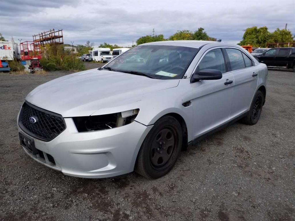 2015 Ford Taurus (Hartford, CT 06114)