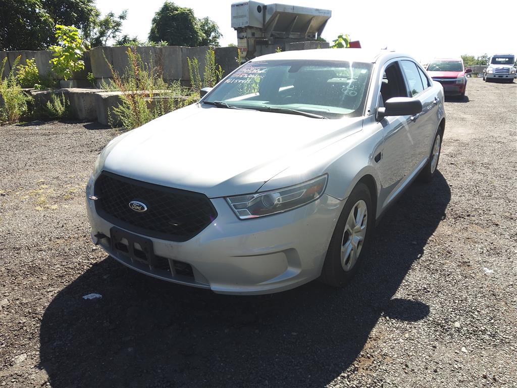 2015 Ford Taurus (Hartford, CT 06114)