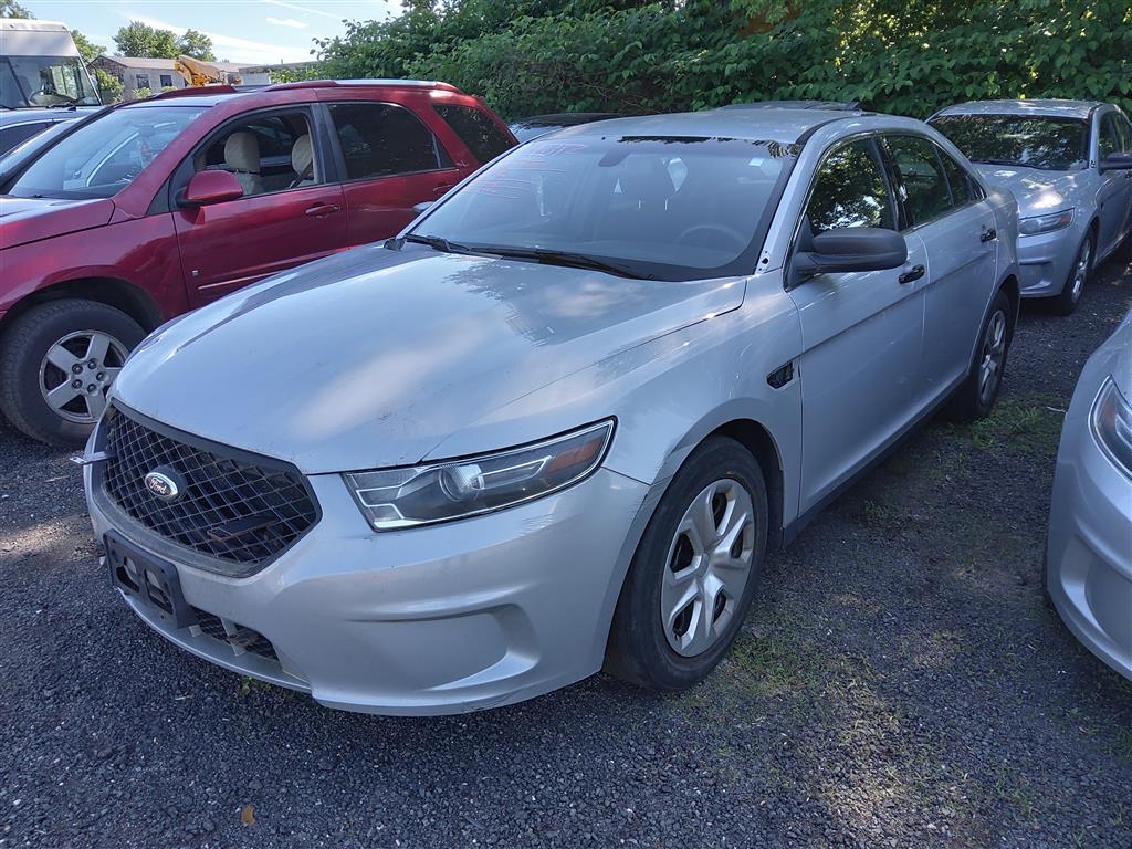 2015 Ford Taurus (Hartford, CT 06114)