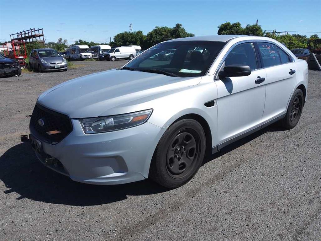 2015 Ford Taurus (Hartford, CT 06114)