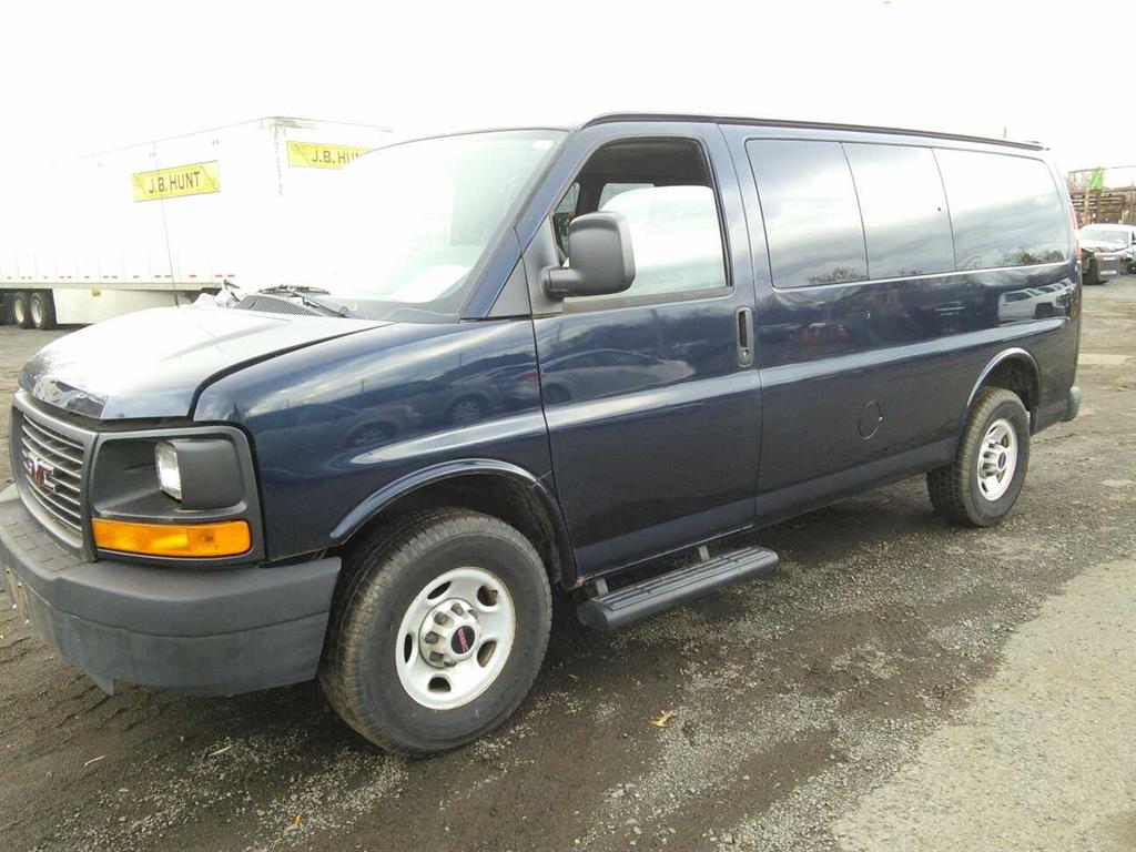 2015 GMC Savana (Hartford, CT 06114) Property Room