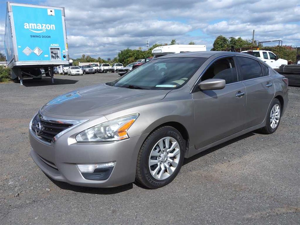 2015 Nissan Altima (Hartford, CT 06114) | Property Room