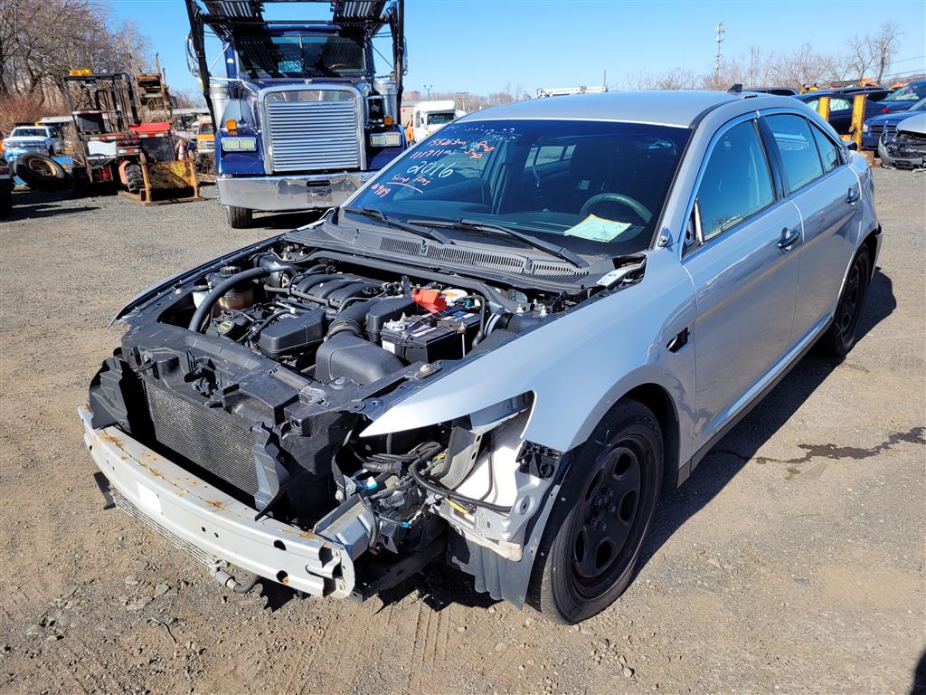 2016 Ford Interceptor (Hartford, CT 06114)