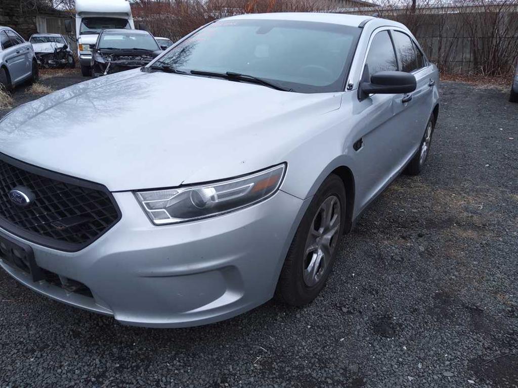 2016 Ford Taurus (Hartford, CT 06114)