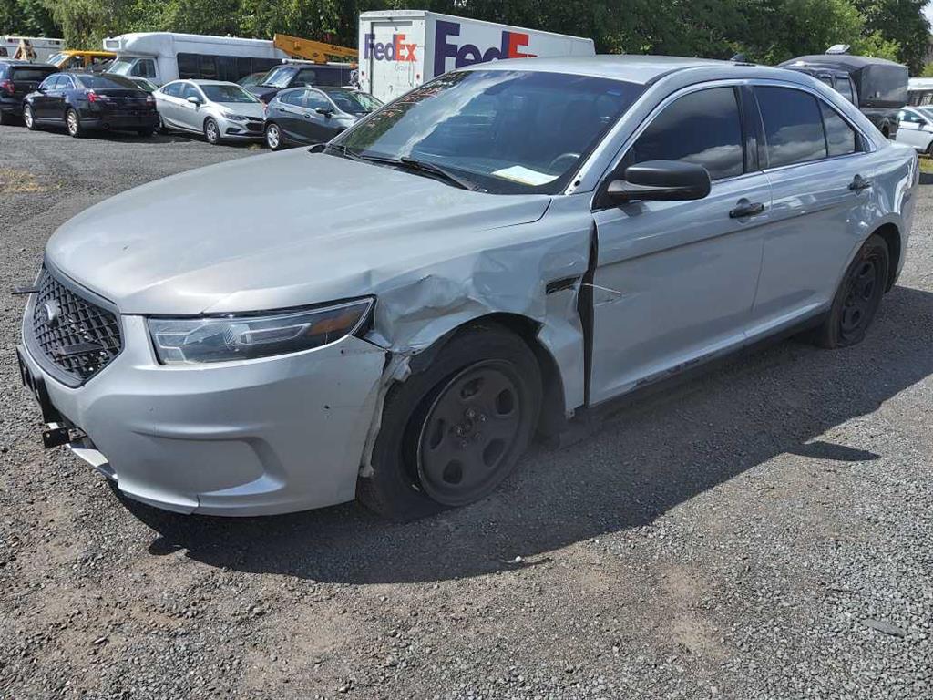 2016 Ford Taurus (Hartford, CT 06114)