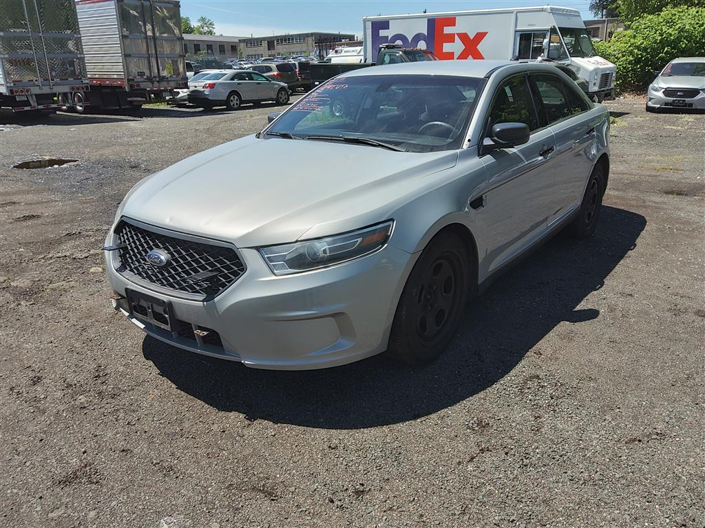 2016 Ford Taurus (Hartford, CT 06114)