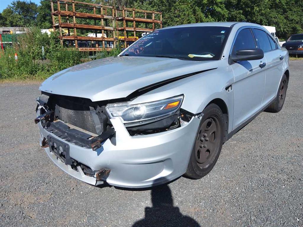 2016 Ford Taurus (Hartford, CT 06114)