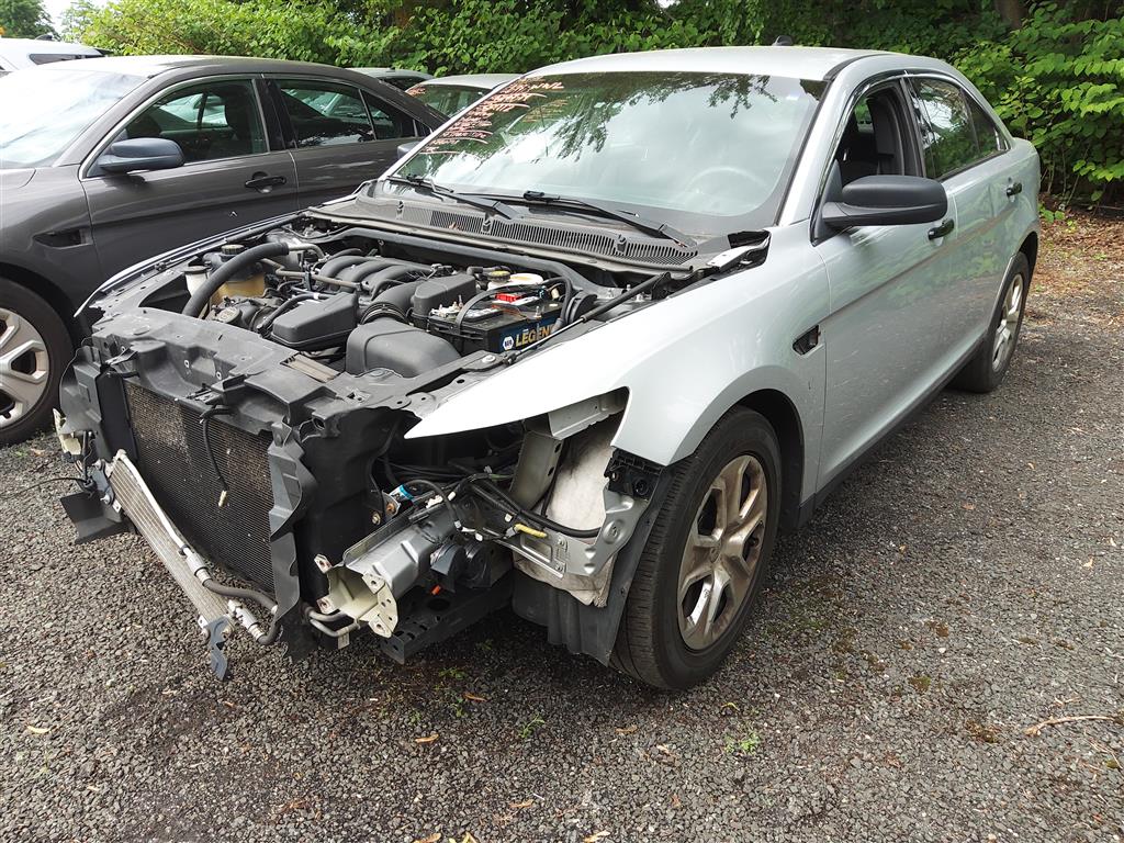 2016 Ford Taurus (Hartford, CT 06114)