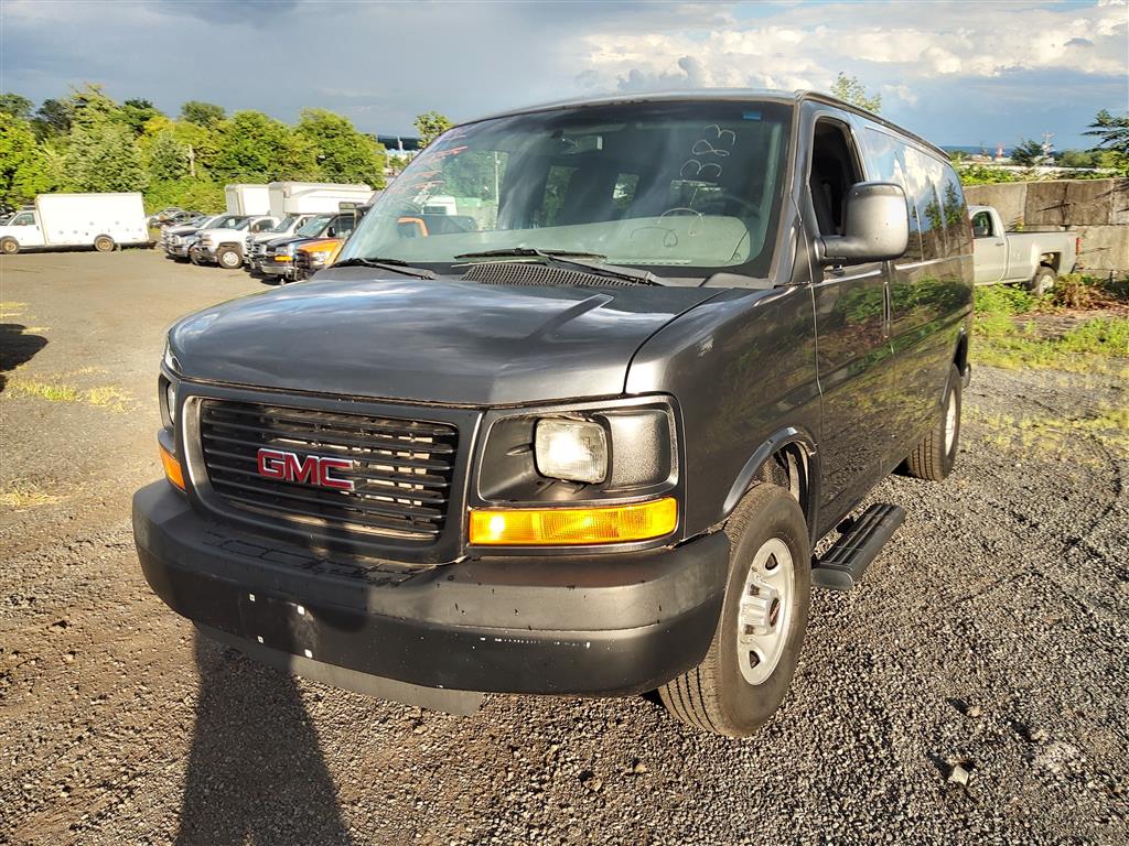 2016 GMC Savana (Hartford, CT 06114)