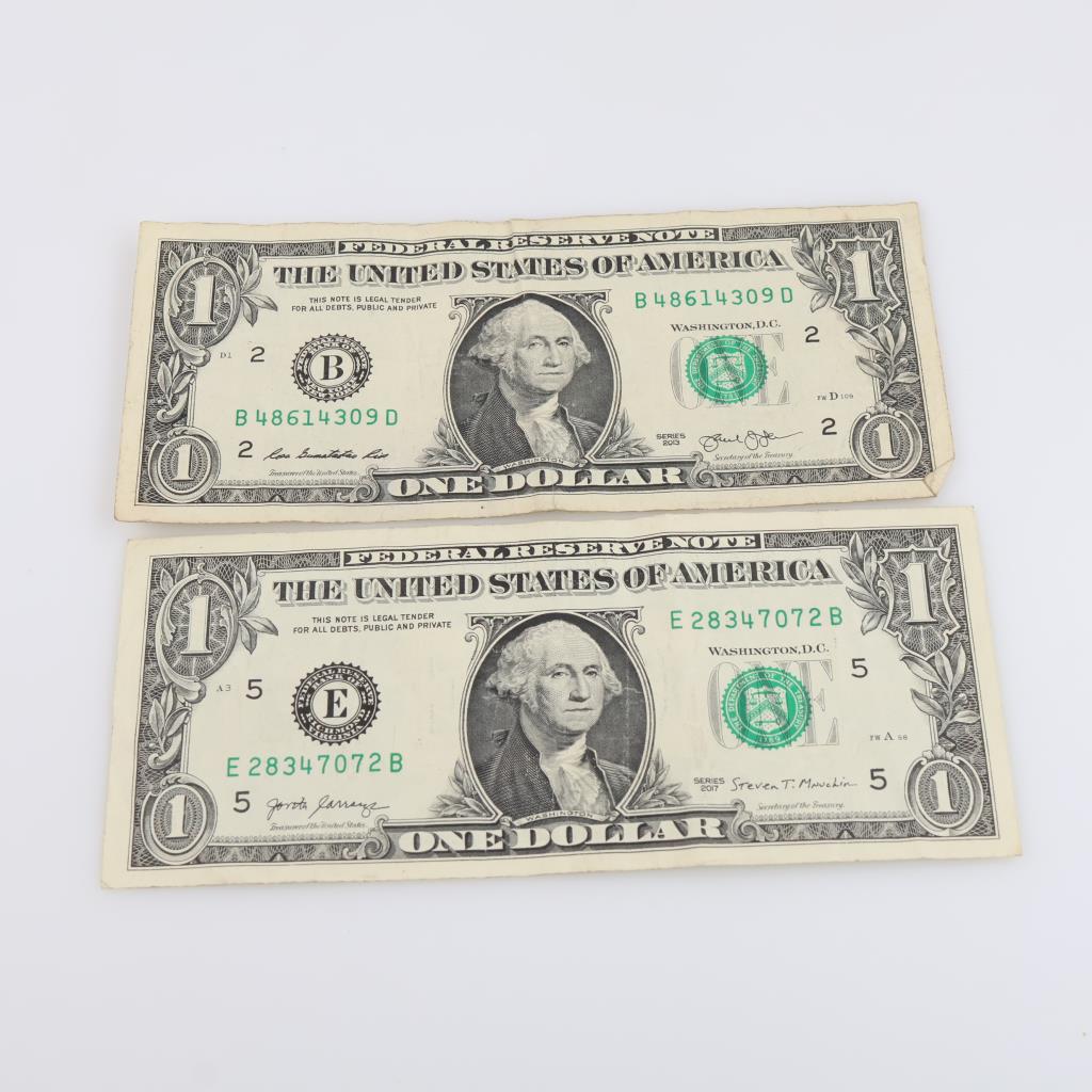 2017 & 2013 US Federal Reserve Note 1 Dollar, 2 Pieces