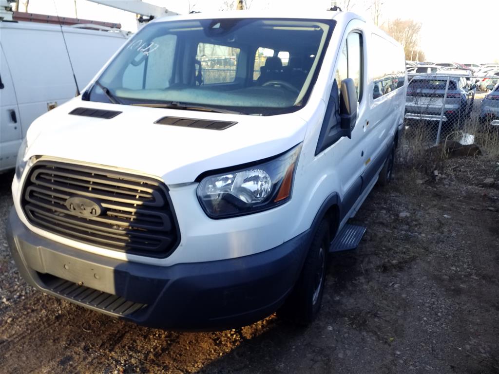 2018 Ford T350 (Staten Island, NY 10309)