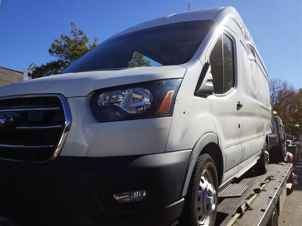 2020 Ford T350 (Staten Island, NY 10309)