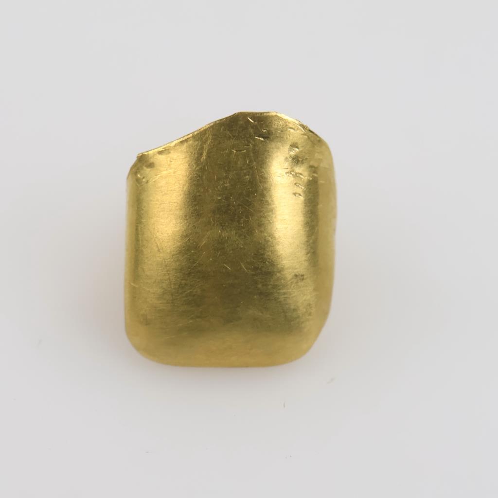 22kt Gold Dental Crown