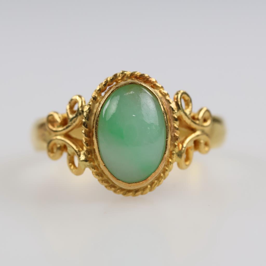 22kt Gold Green Stone Ring
