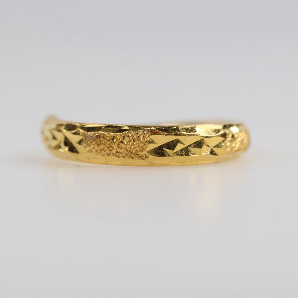 24kt Gold Single Hoop Earring