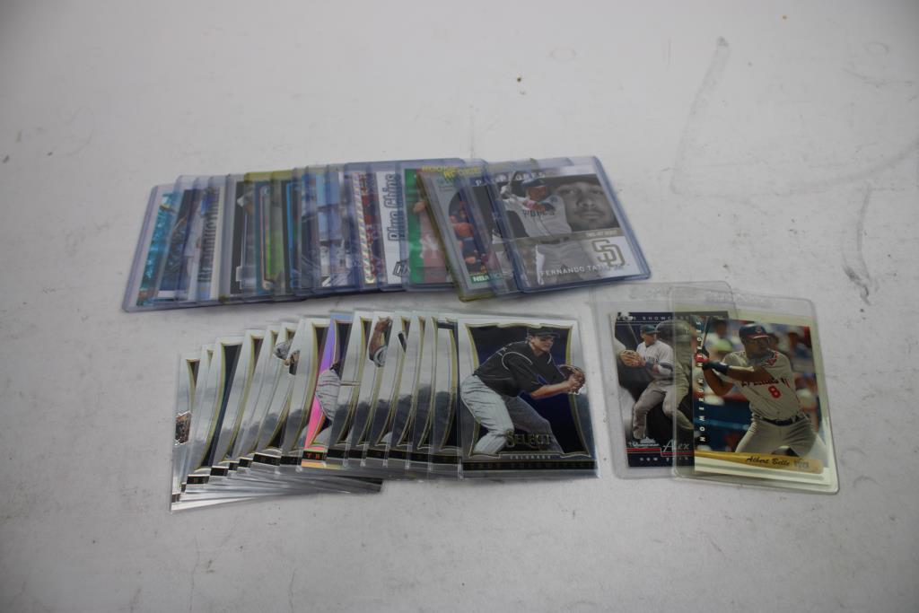 25+ Assorted Sports Trading Cards