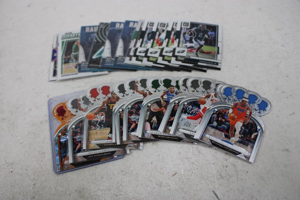 25+ Assorted Trading Cards