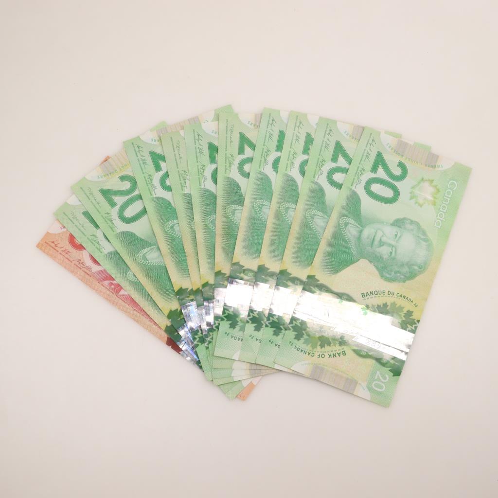 250-canadian-dollars-property-room