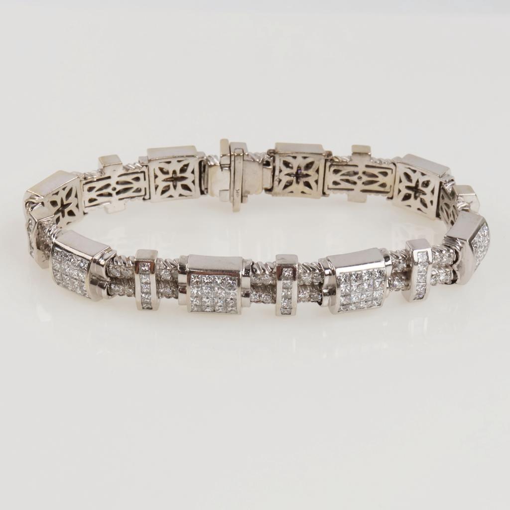 27.76cts TW Diamond 14kt White Gold Block Bracelet-Evaluated By Our Certified Gemologist-AGS/GIA