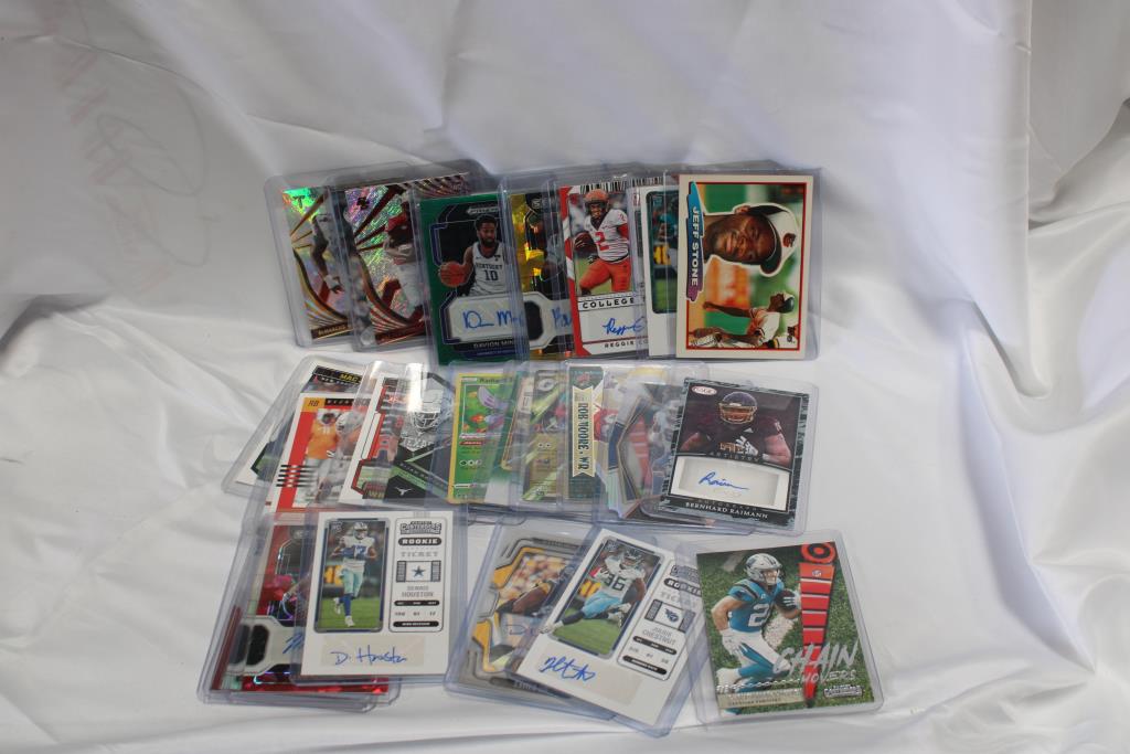 28 Mixed Trading Cards
