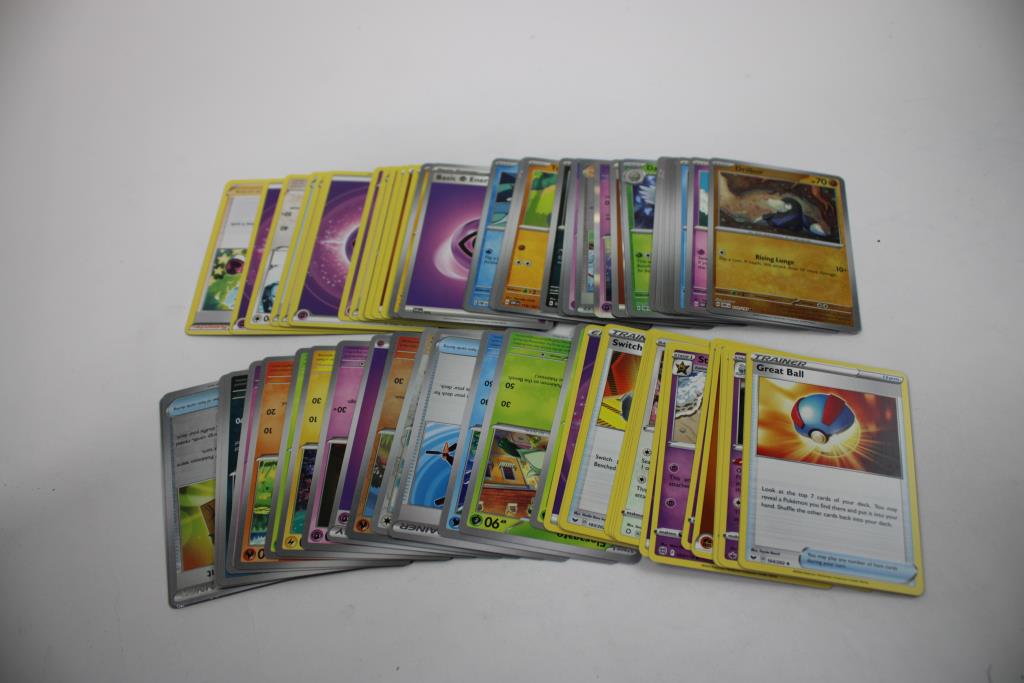 30+ Assorted Pokemon Trading Cards