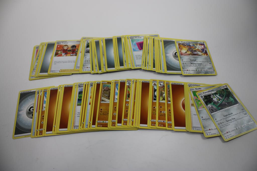 30+ Assorted Pokemon Trading Cards