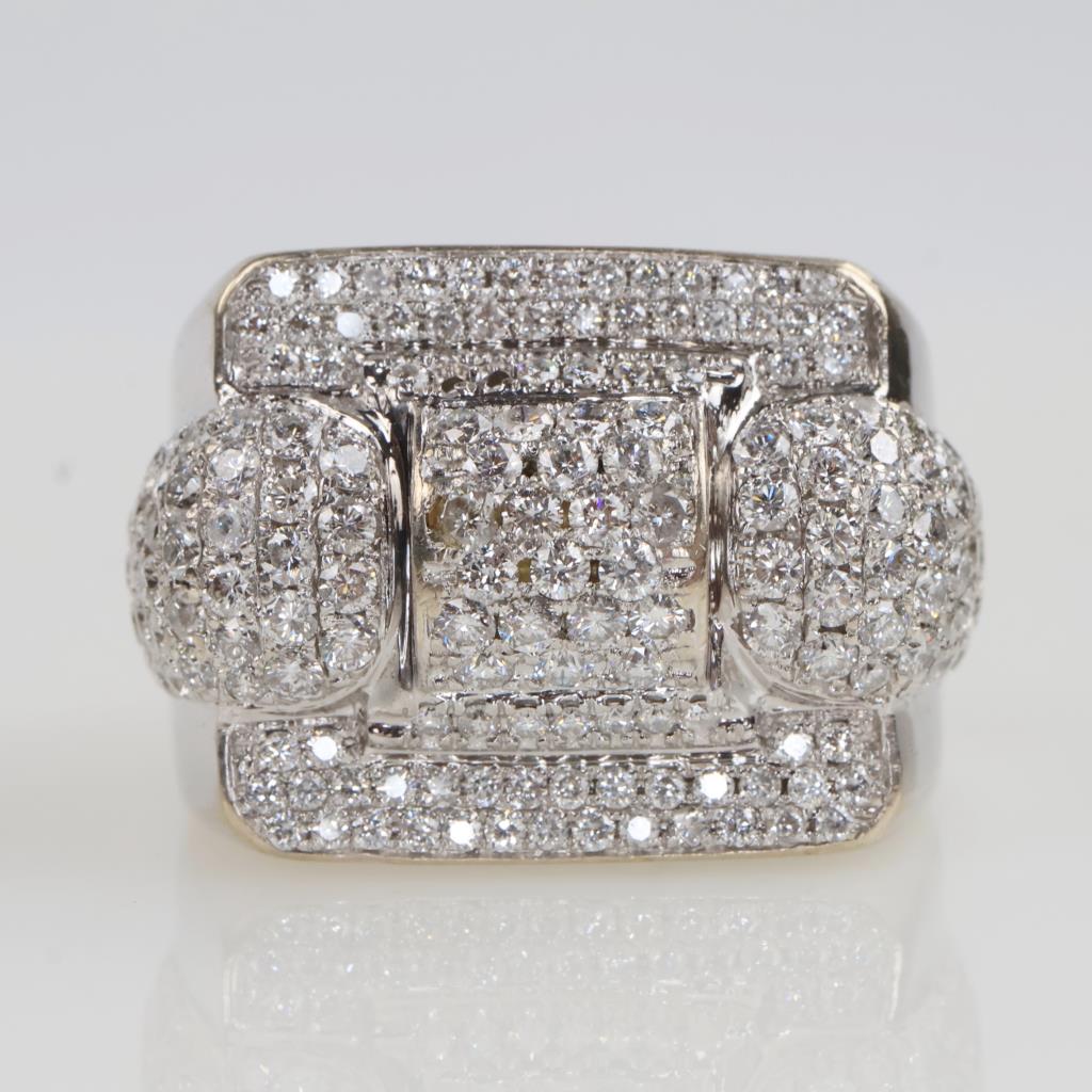 3.37cts TW Diamond Signet Ring - Evaluated By Our Certified Gemologist-AGS/GIA