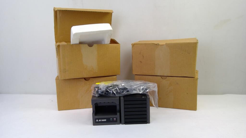 4 Individuall Bk Radios Chargers In Boxes
