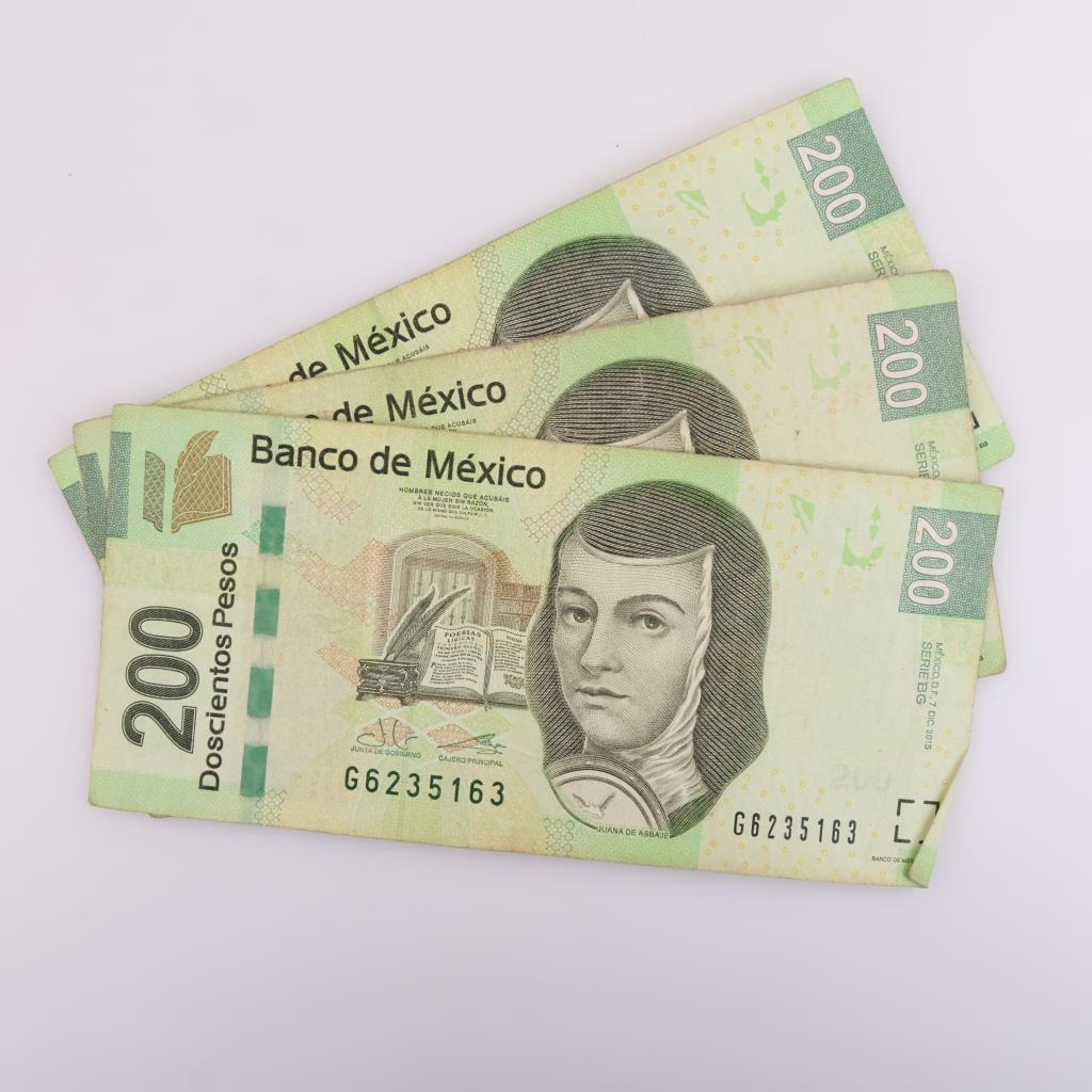 600 Mexican Pesos