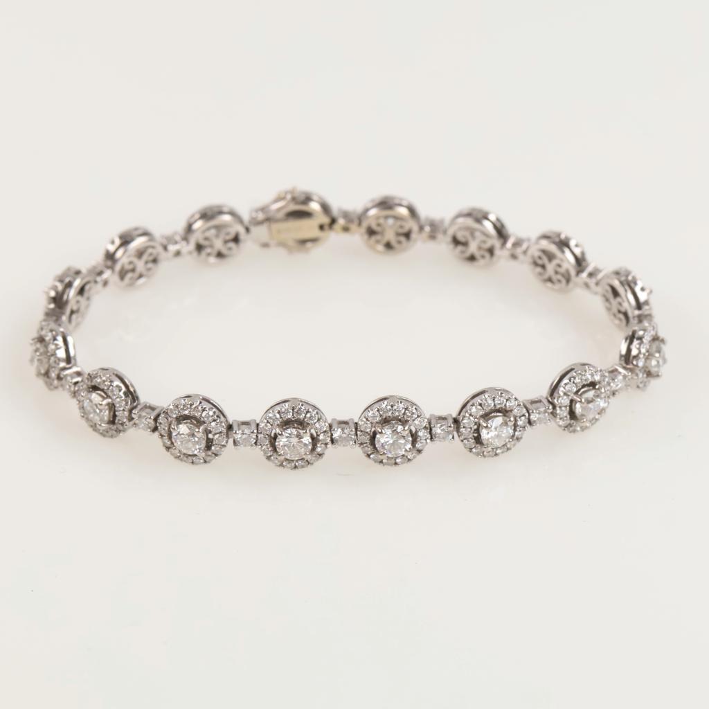 6.08cts TW Diamond 18kt White Gold Bracelet- Evaluated By Our Certified Gemologist-AGS/GIA