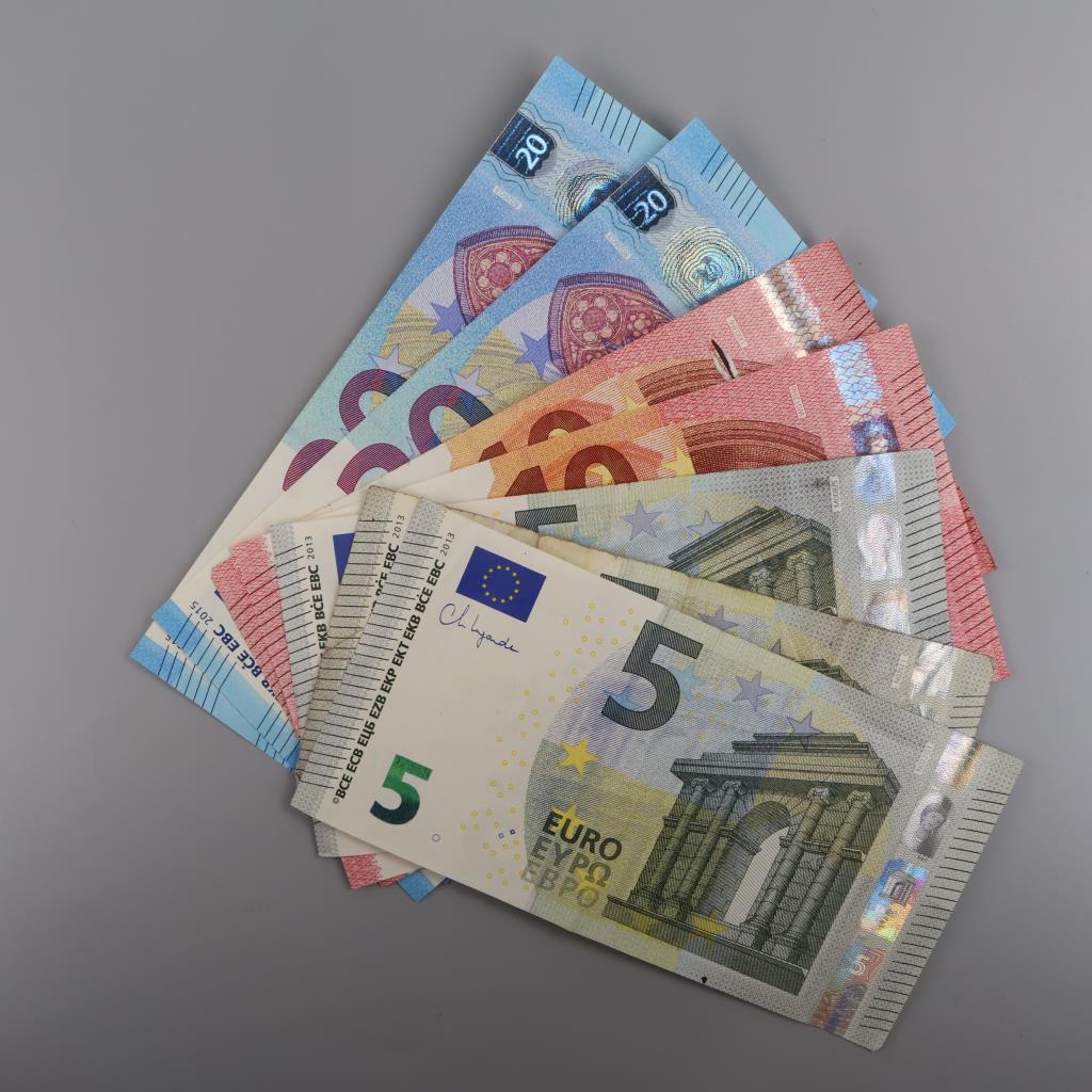 75 EU Currency