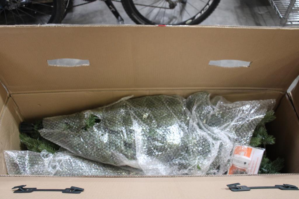 7.FT Overland LED Pre Lit Tree Property Room