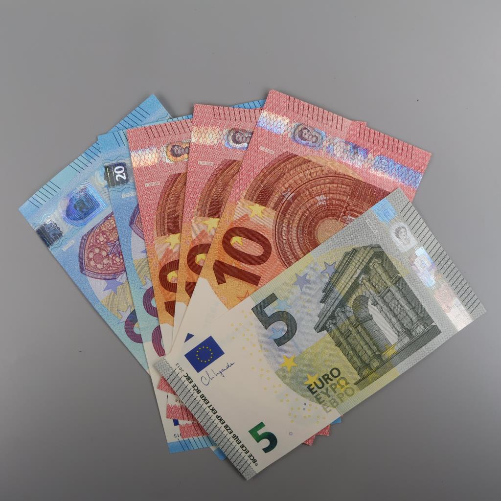 85 EU Currency