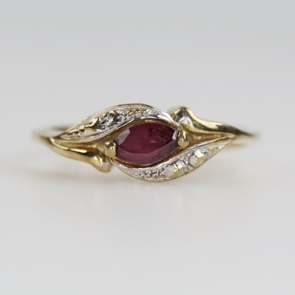 8kt Gold Two-tone Red Stone Ring