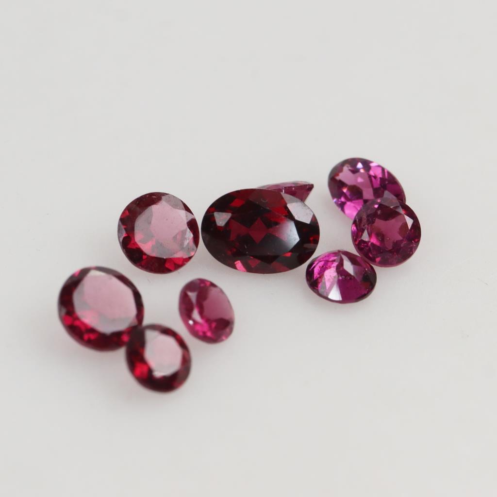 9 Loose Stones Property Room