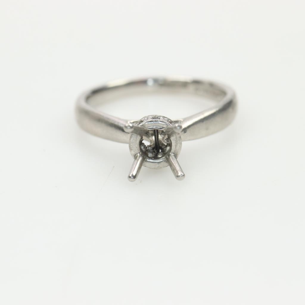 950 Platinum Diamond Accent Ring Property Room