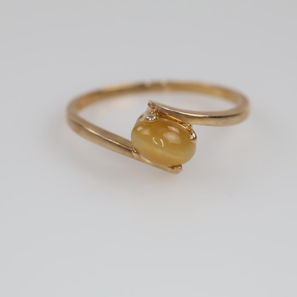 9kt Gold 2 Tone Caramel Brown White Stone Ring