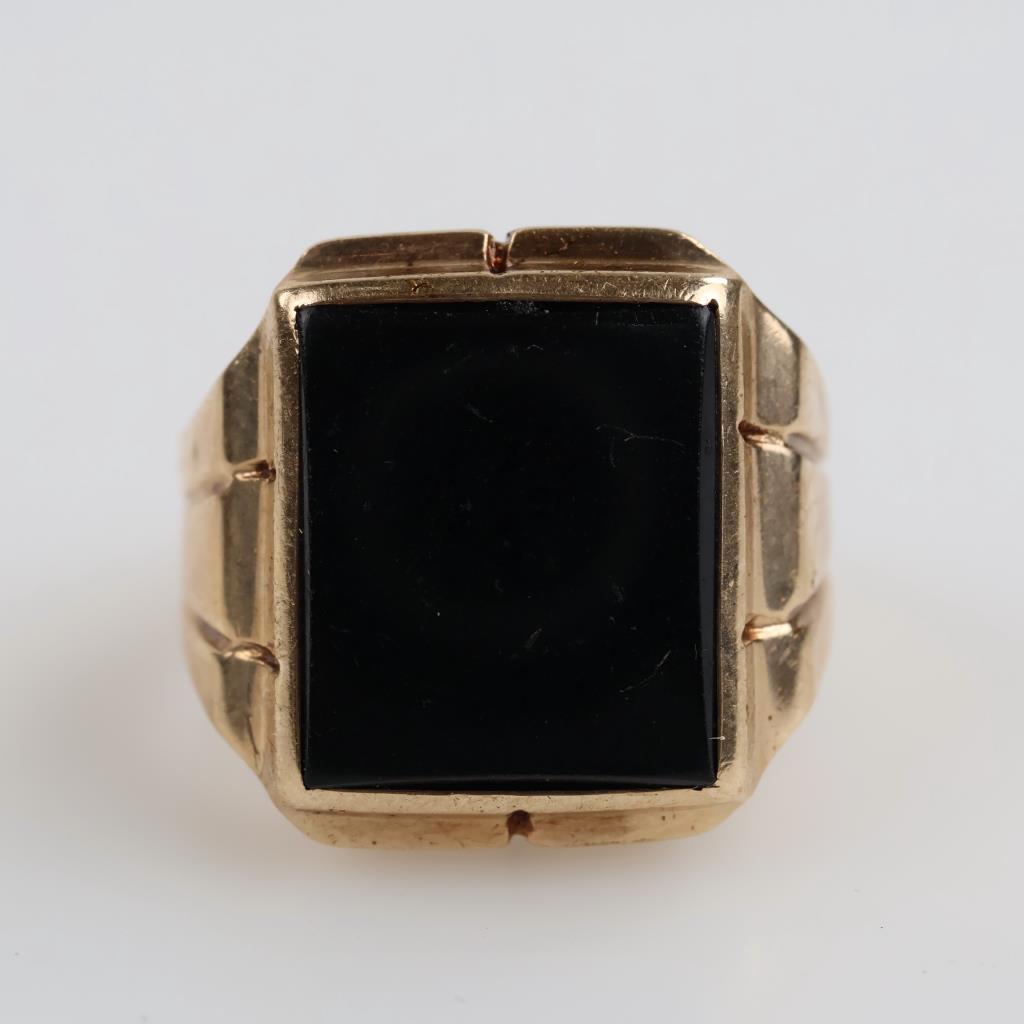 9kt Gold Black Stone Ring