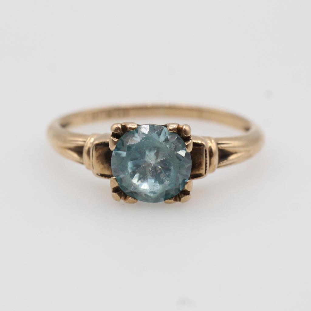 9kt Gold Blue Stone Ring